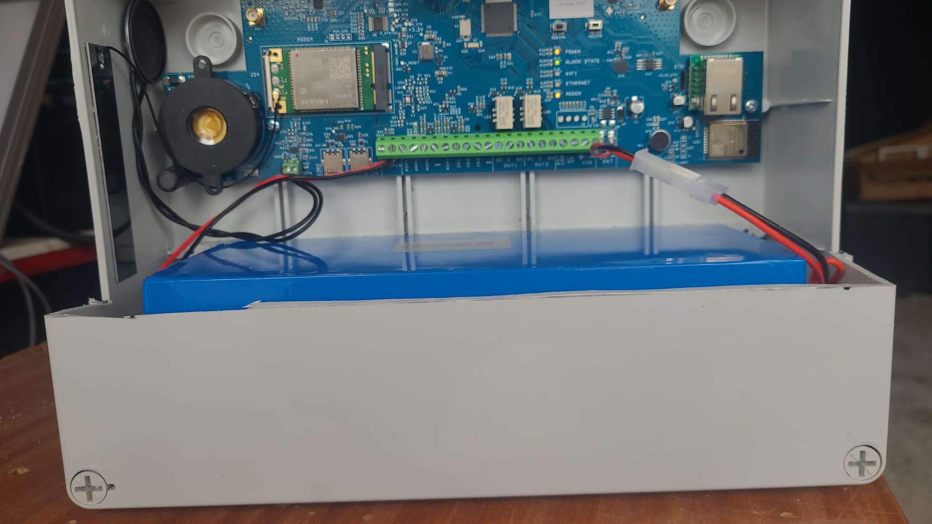 VTCBATT custom battery pack installed in customer equipment